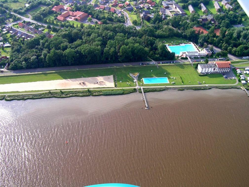 Idyllisches Reethaus Toenning Apartment ภายนอก รูปภาพ